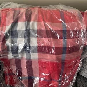 Men’s Burberry Brit shirt. Men’s XL